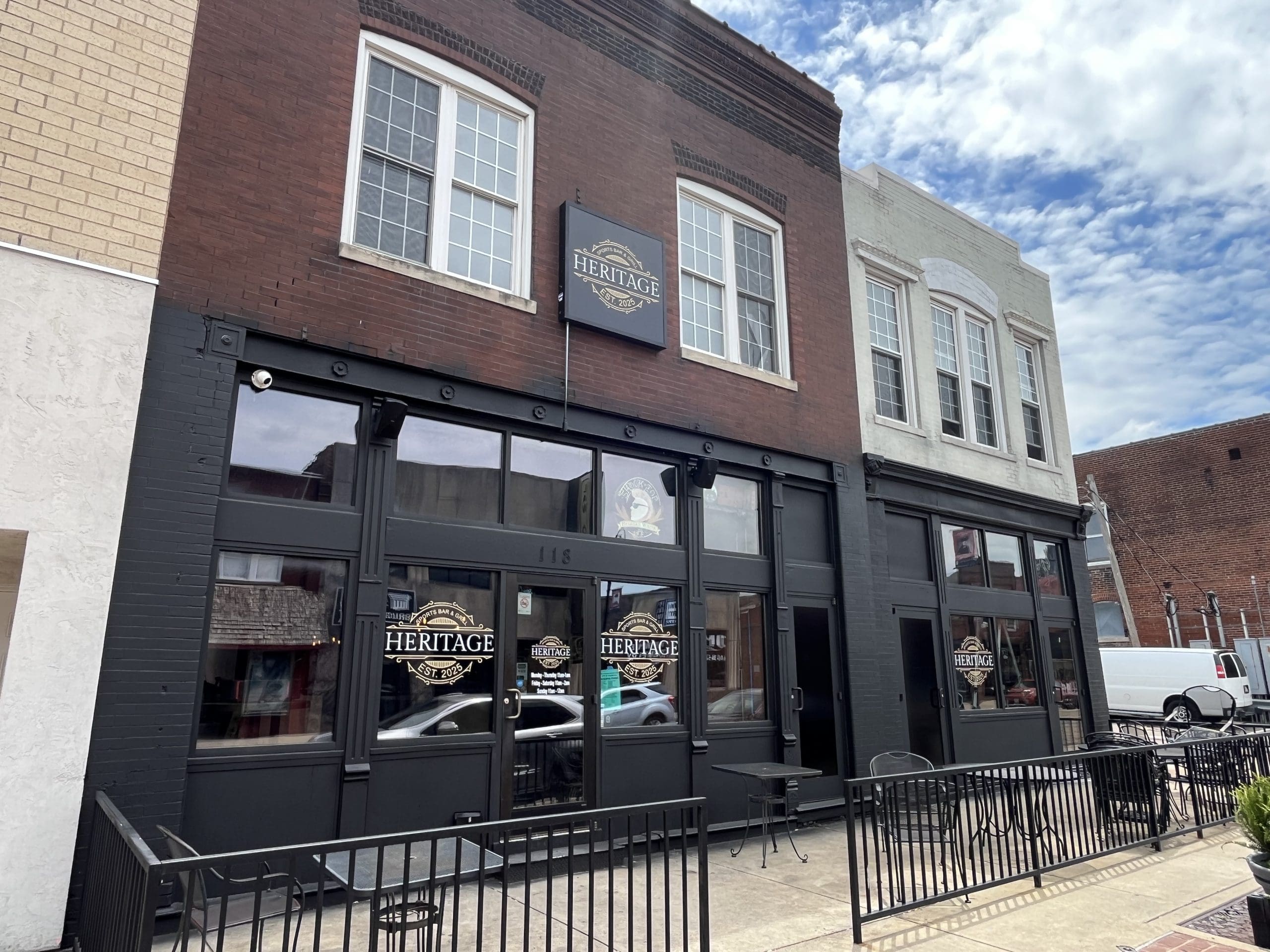 Heritage Sports Bar Live on eOrderSTL