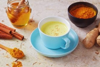 Honey and Cinnamon: Modern Health Benefits