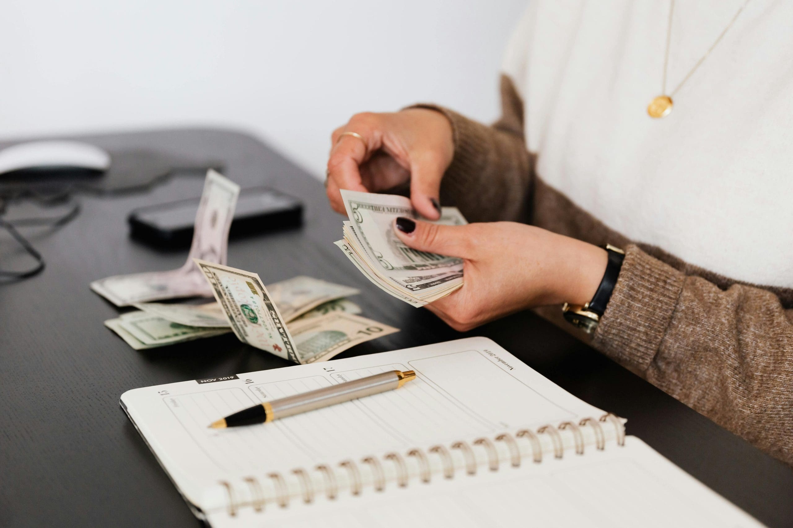 Short-Term Financial Needs Push Consumers Toward Cash Advance Alternatives