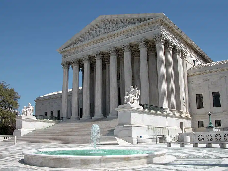 Supreme Court Tariff Ruling Sparks New Trade Showdown in Washington