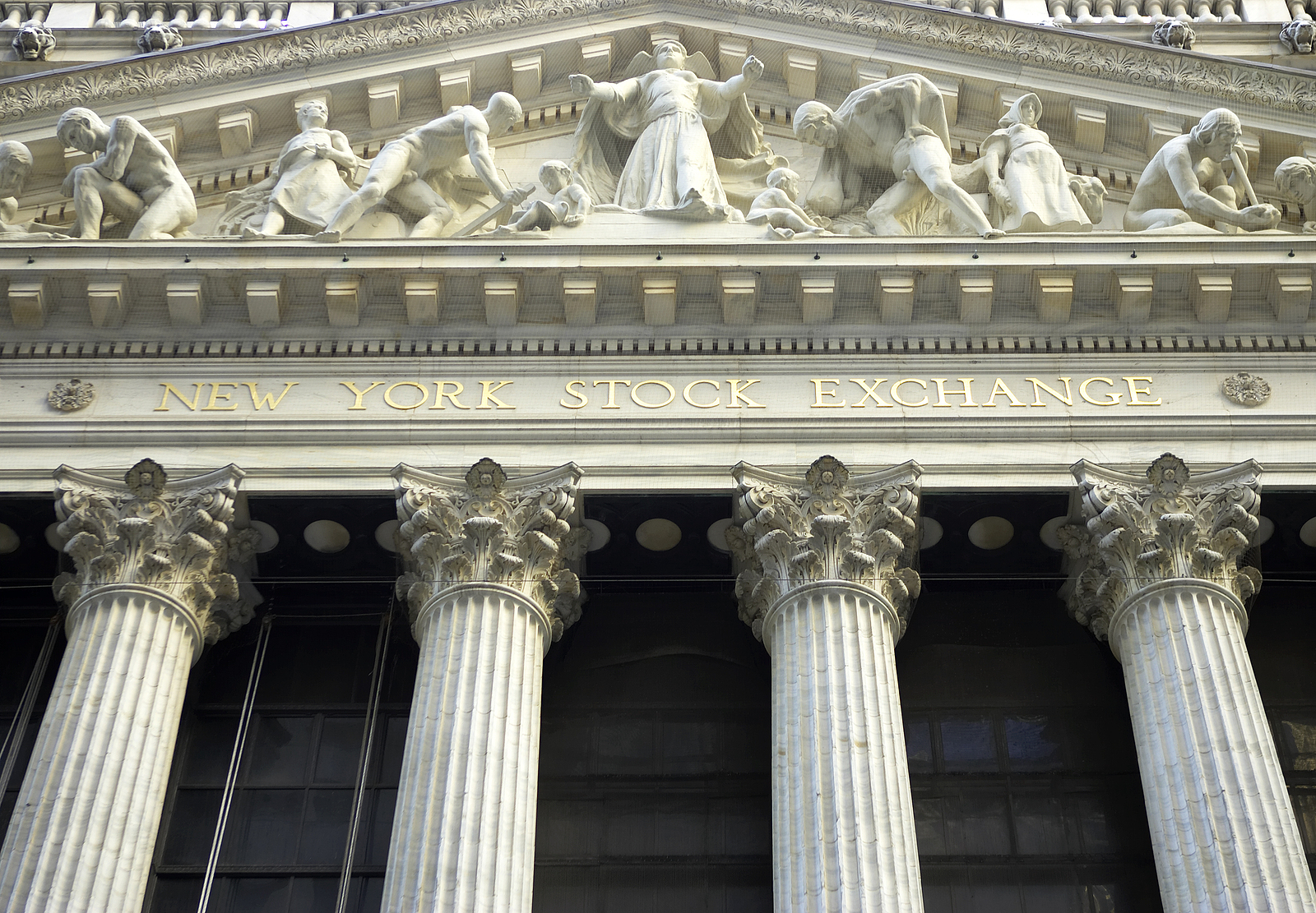 Top Performing U.S. Stocks in 2026: What Market Leaders Reveal About Today’s Economy