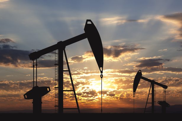 Oil Prices Suddenly Drop After 48-Hour Surge — What Happens Next in 2026