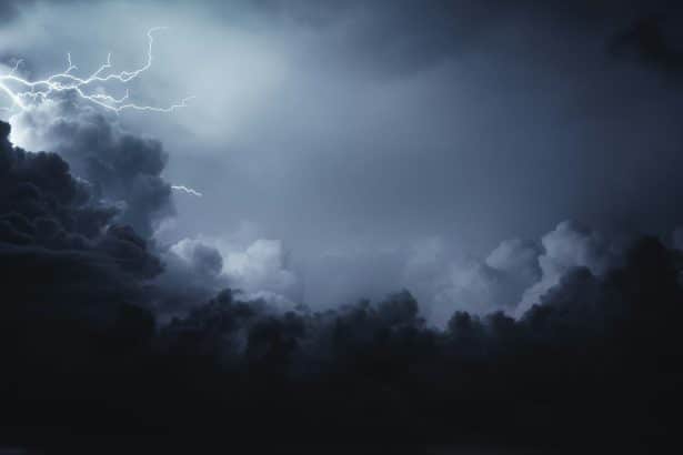 Severe tornadoes damage Missouri fields