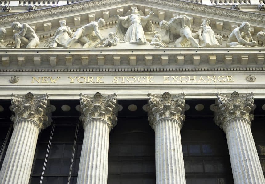 Wall Street Wraps Up Winning Week as AI Momentum and Massive Tech IPO Lift Major Indexes
