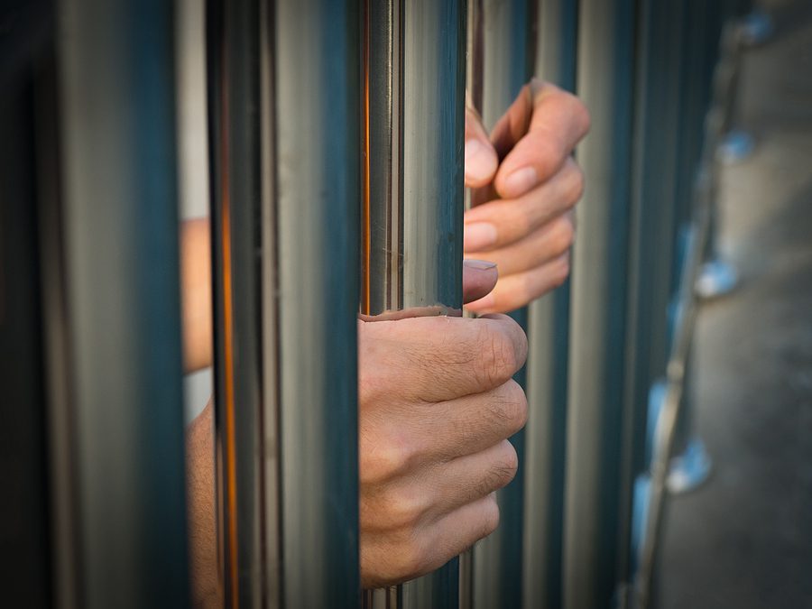 Chiropractor Gets 14 Years in $30M Medicare Fraud - STL.News
